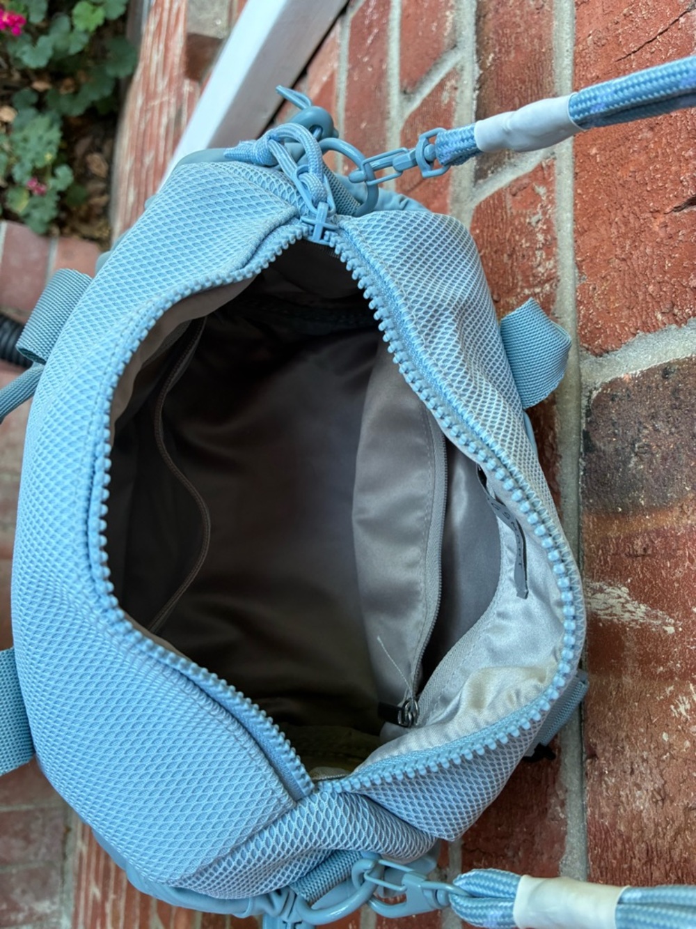 BAGSMART Mini Duffle Bag - Light Blue - Picture 13 of 14